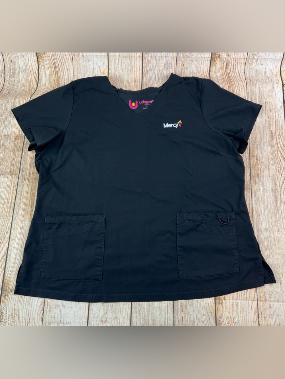 Women’s Mercy Hospital Urban Ultimate Scrub Top Shirt Black Size 2XL